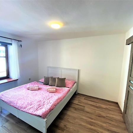 Apartman Прахатице Екстериор снимка
