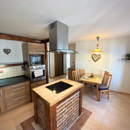 Apartman Прахатице Екстериор снимка