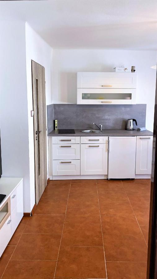 Apartman Прахатице Екстериор снимка